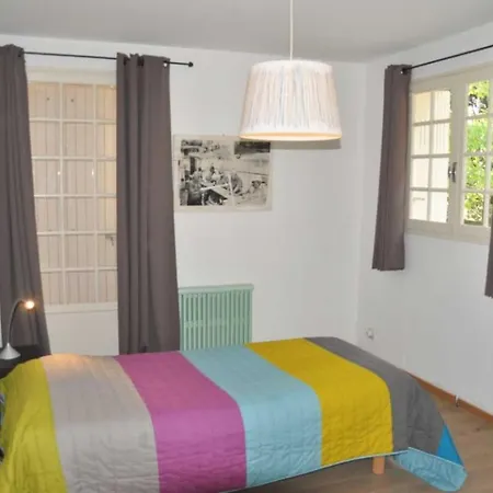 펜션 Les Angles Sleeps 10 Pool Les Angles (Gard)